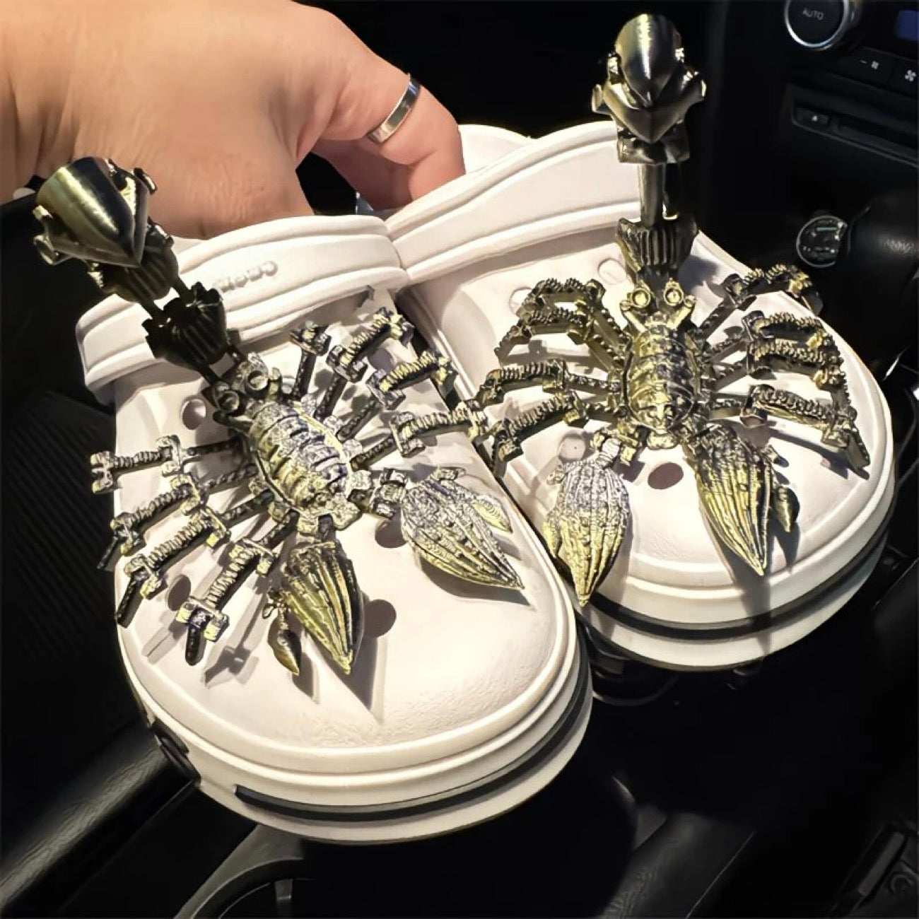 Scorpion shoe charms